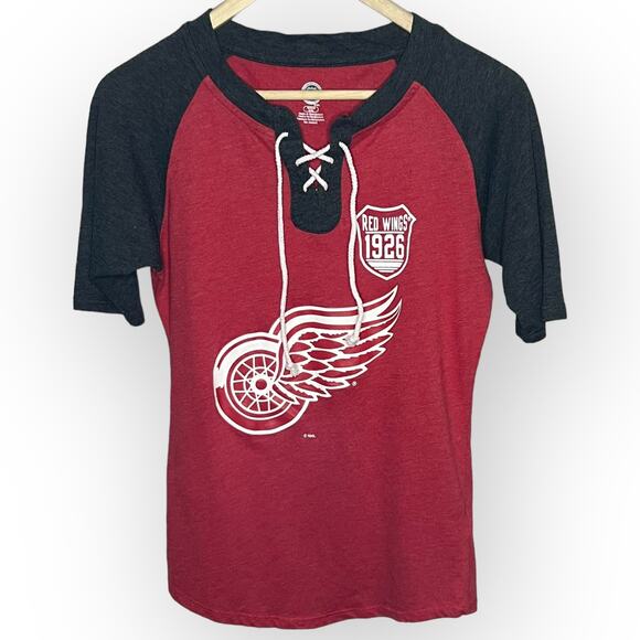 Detroit Red Wings NHL Red & Gray Raglan Sleeve Ringer Tee w/ Tie Neck Size Med - Picture 12 of 12